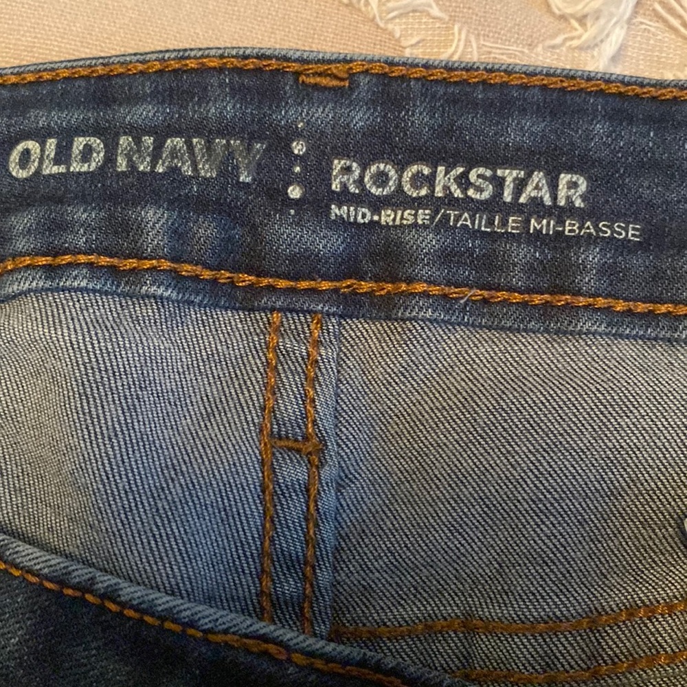 Old Navy Mid-Ride Rockstar Skinny Jeans